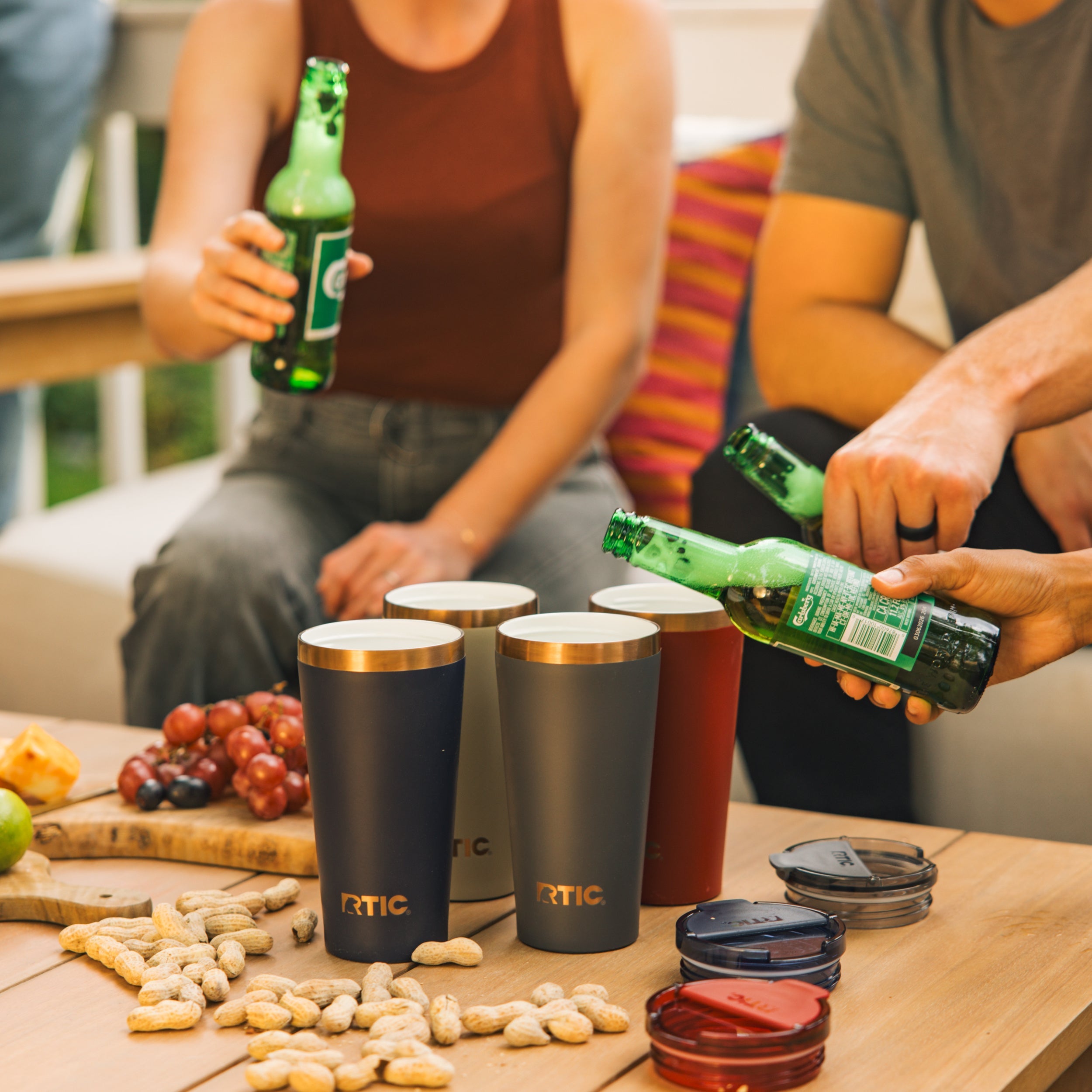 18oz Happy Hour Pint Tumbler