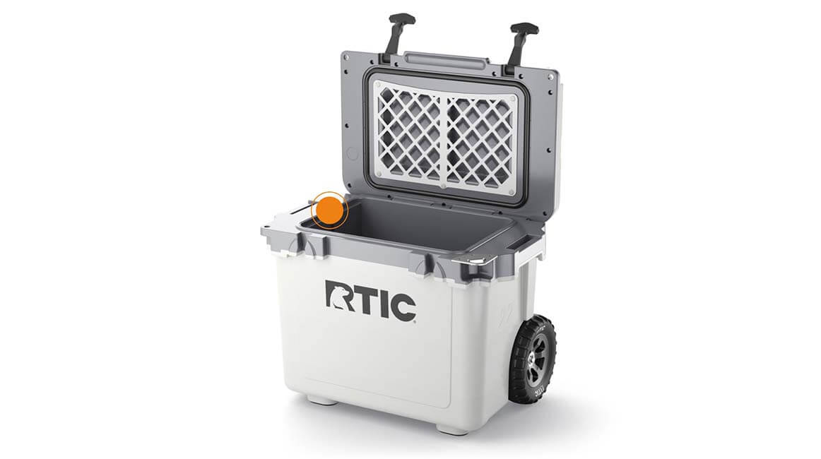 22 QT Ultra-Light Wheeled Cooler